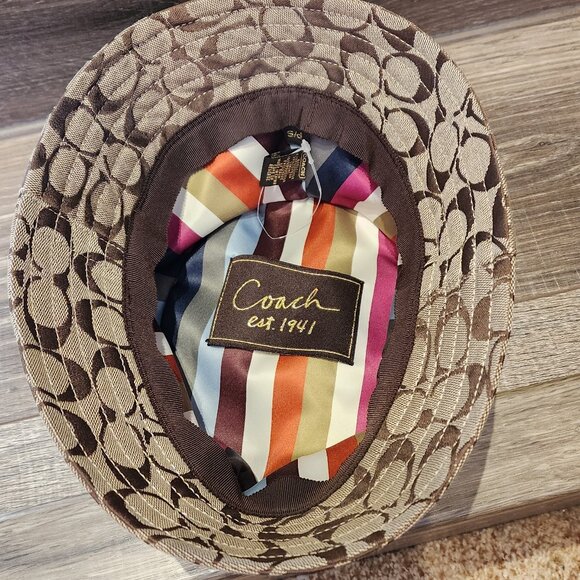 Coach hat - Picture 3 of 4